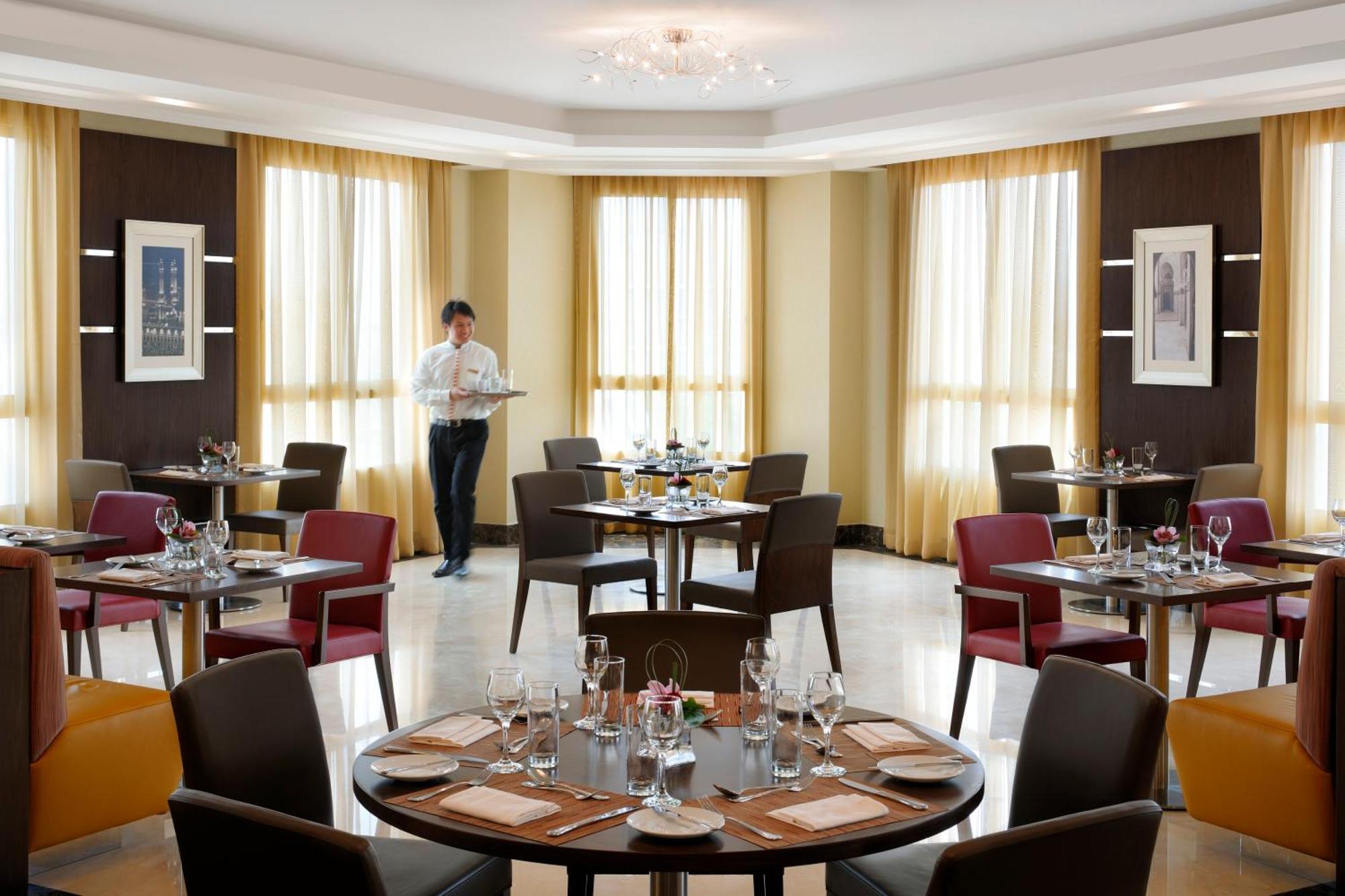 Marriott Executive Apartments Riyadh, Convention Center Екстериор снимка