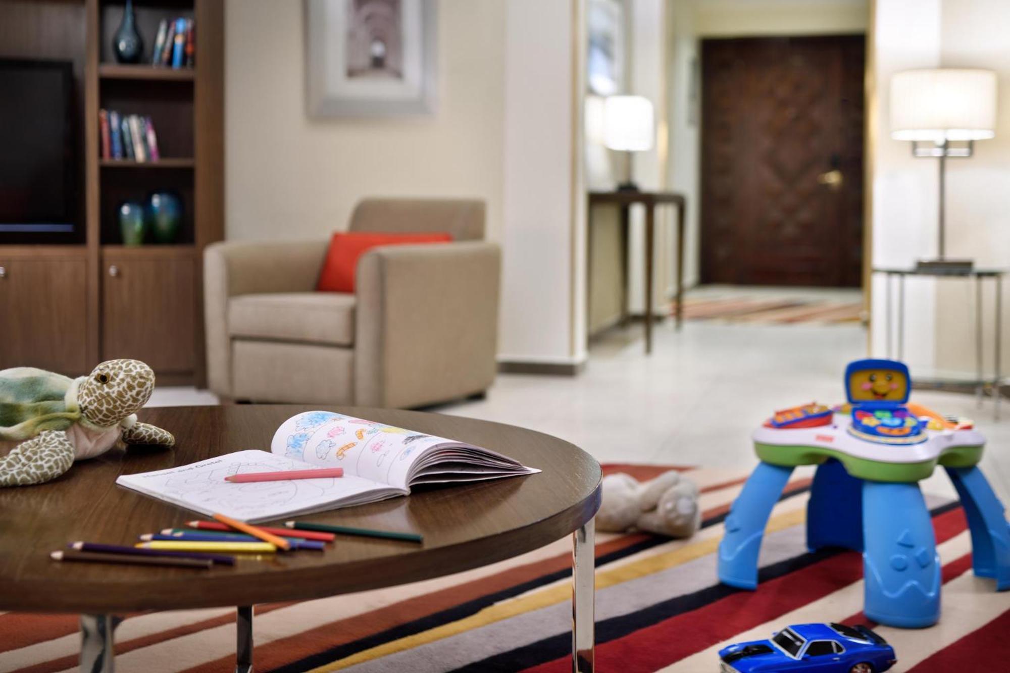 Marriott Executive Apartments Riyadh, Convention Center Екстериор снимка
