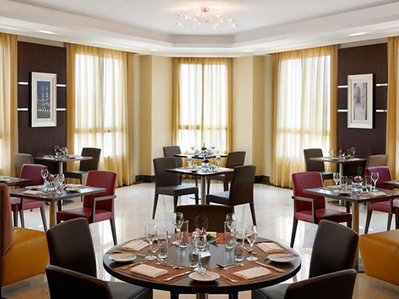 Marriott Executive Apartments Riyadh, Convention Center Екстериор снимка